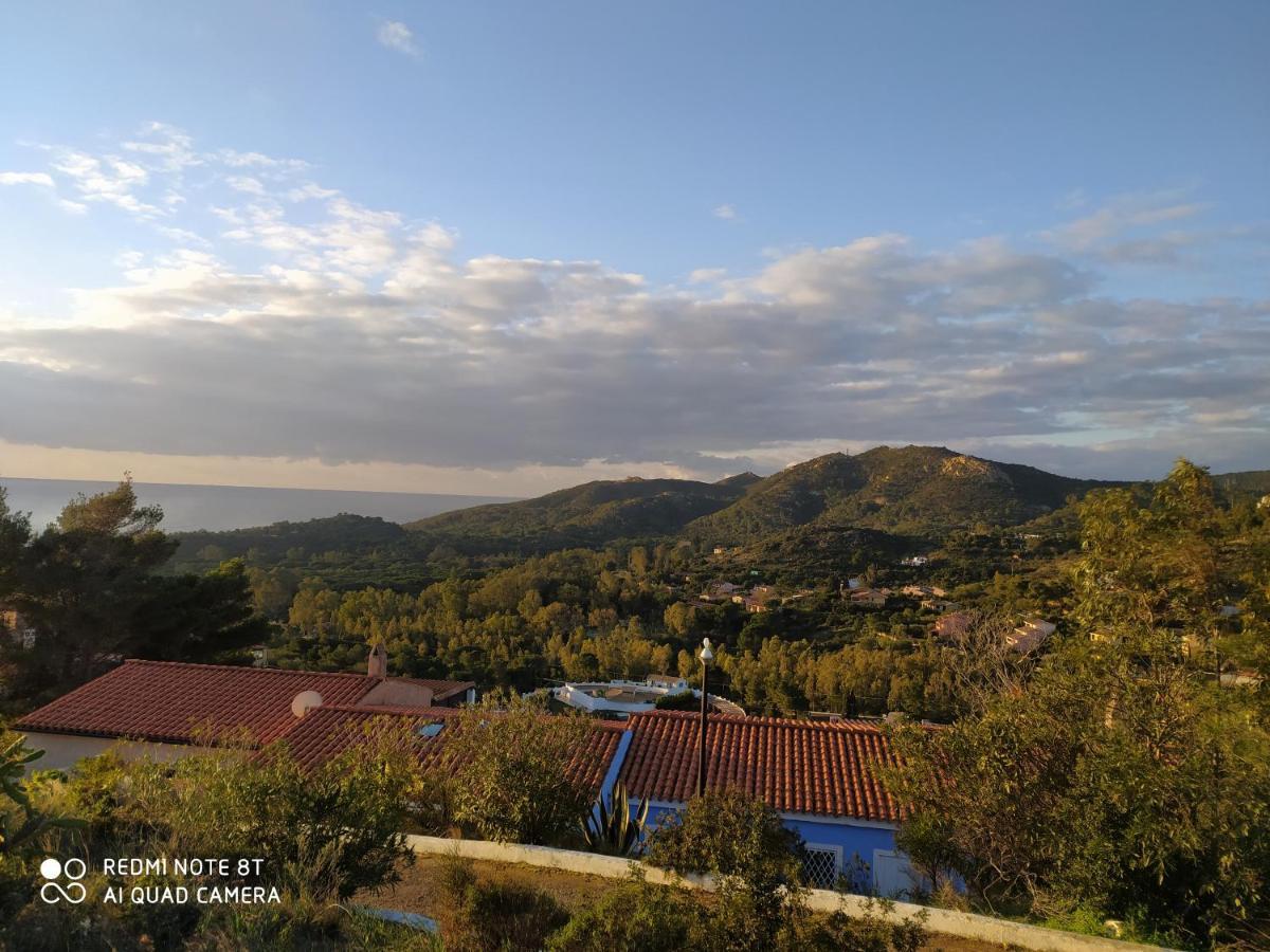 Capo Blu - Santa Margherita di Pula Villa Bagian luar foto