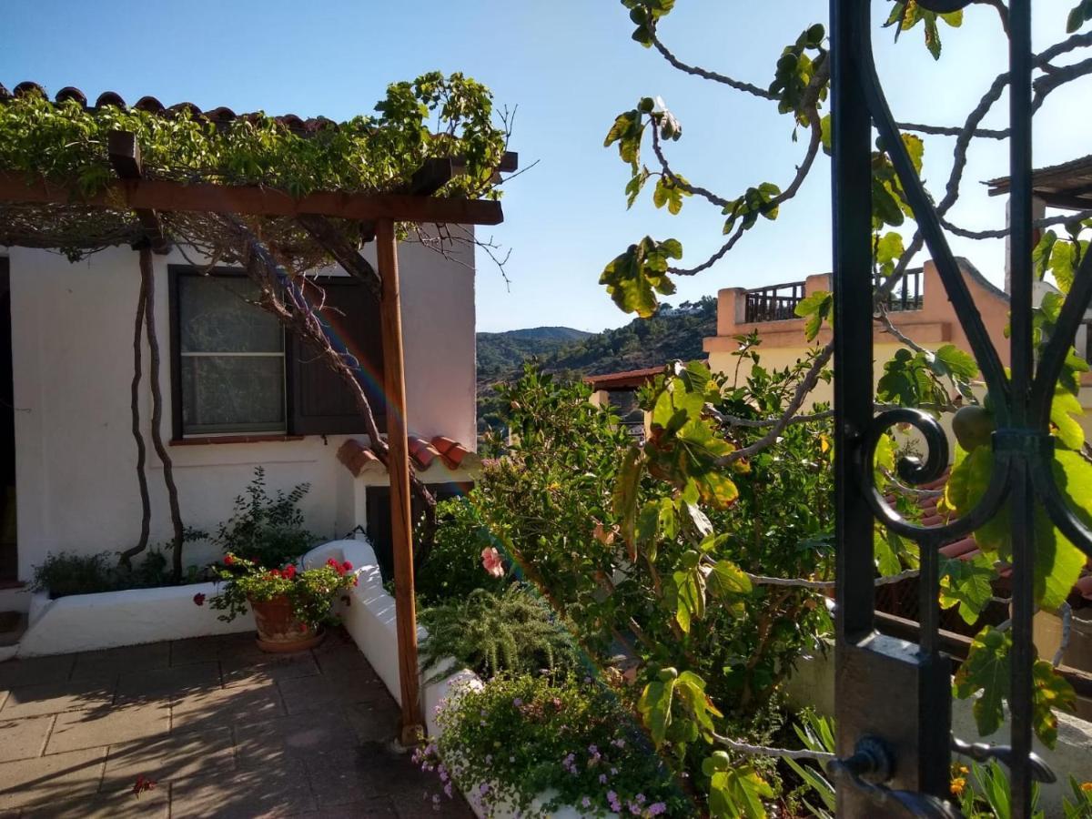 Capo Blu - Santa Margherita di Pula Villa Bagian luar foto